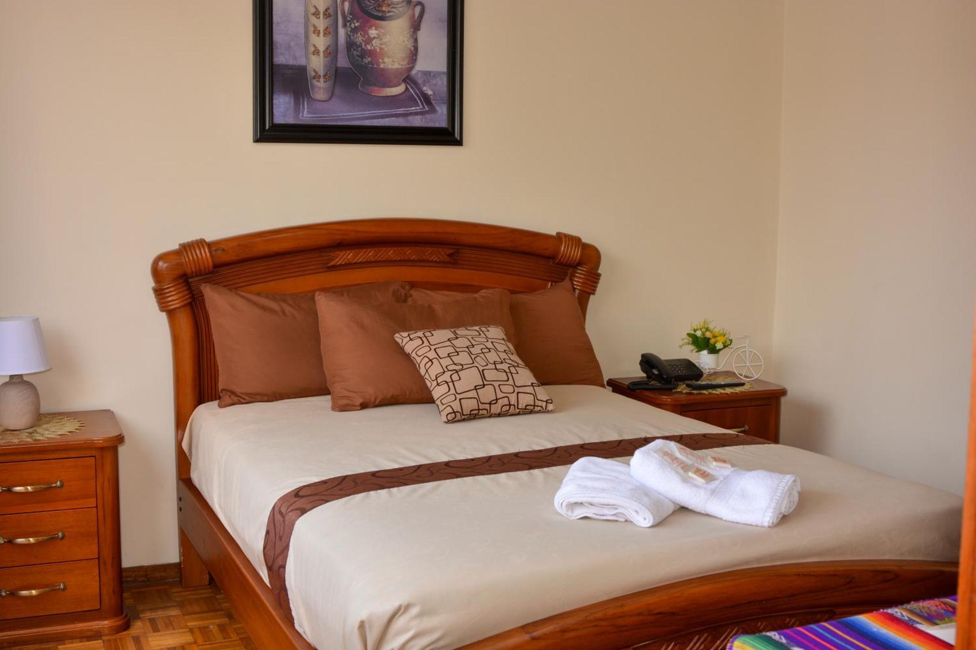 Hotel Villa Lafayette Quito Exteriör bild