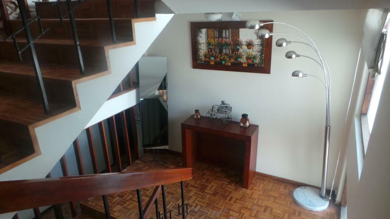 Hotel Villa Lafayette Quito Exteriör bild