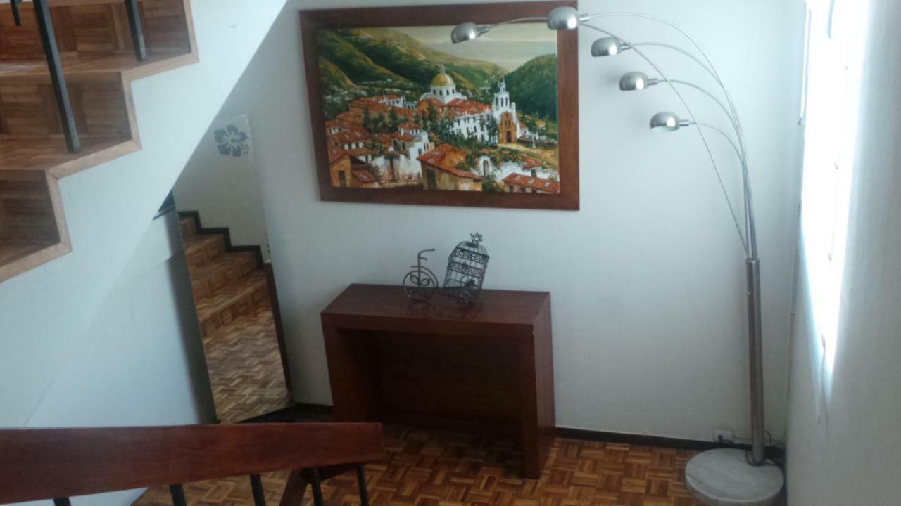 Hotel Villa Lafayette Quito Exteriör bild